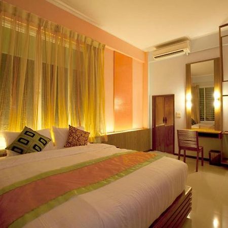 Much-Che Manta Boutique Hotel Udon Thani Bagian luar foto